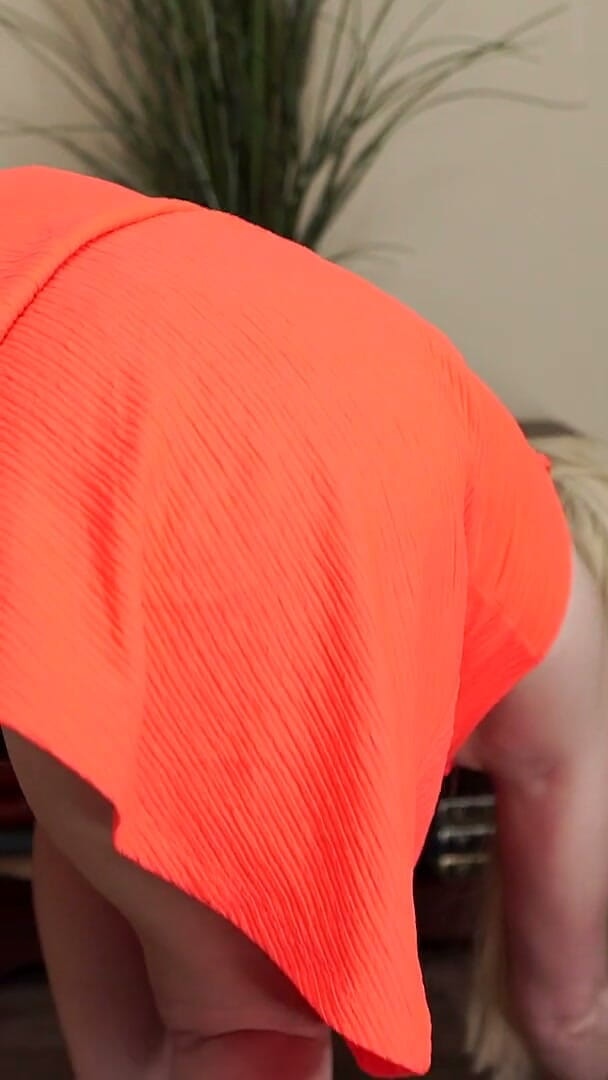 SkirtJerk: Georgie Lyall - Was ist meine Gegenwart?