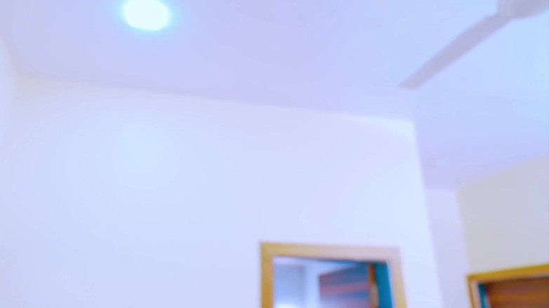 NonstopNight8: Mentre fa il bagno, la vicina è venuta e ha fatto...