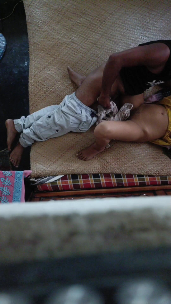 remotask7057: Une petite amie bengalie se fait baiser