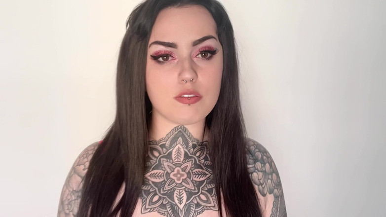 Miss Valentina: 10 motivi per cui sono meglio della moglie