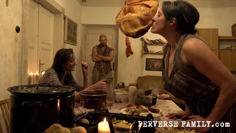 Perverse Family: 변태 가족 28.3 (시즌 3): 지저분한 거유