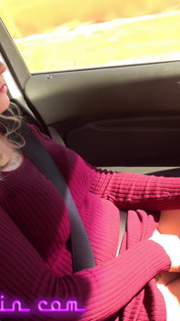 Gracelynn Moans Masturbates On The Way Home From Work