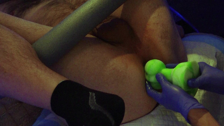 Marcus Pollack Gay: Seni peregangan anal yang bagus