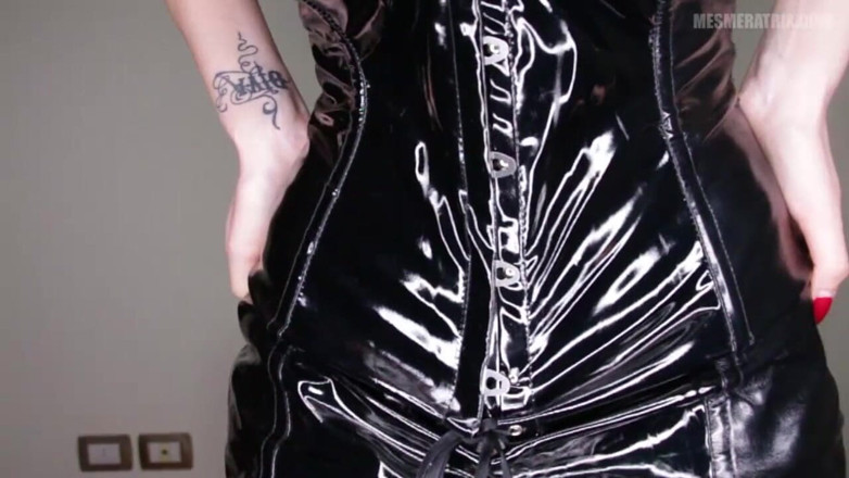 Lady Mesmeratrix Official: Latex macht dich an
