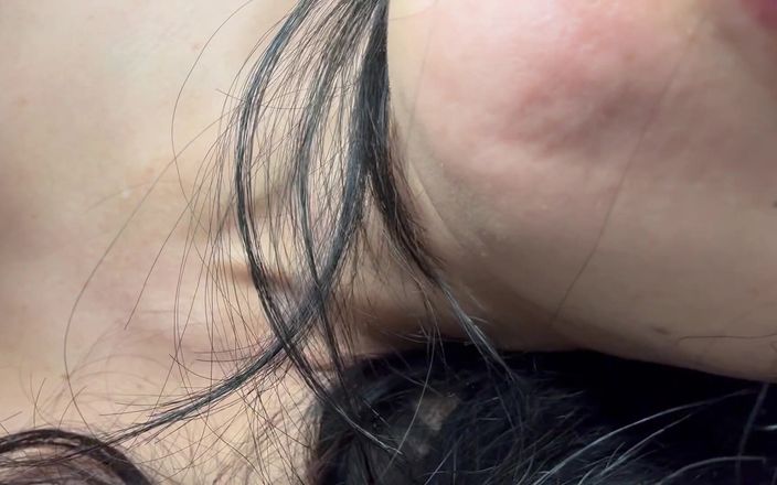 Asmr_mouth: Slickar dig i liggande position