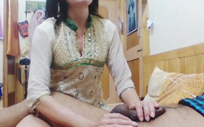 Bolly Karma: Stepson Loves Cute Stepmom in Bed