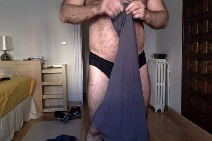 Hairy Guy Portugal: Oblékám se na léto, když vyjdu ven