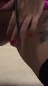 你喜欢什么脏东西吗？比如说，把我绑起来