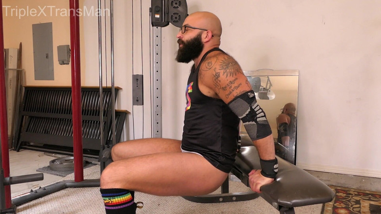 TripleXTransMan: Fitnessstudio-voyeur beobachtet mich beim abspritzen