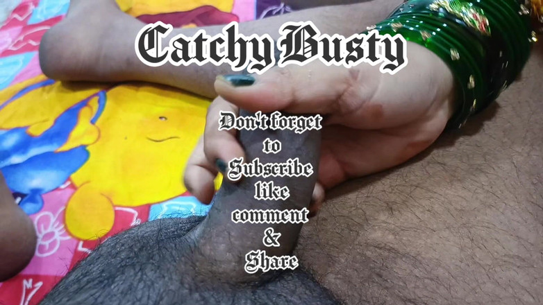Catchybusty: Massagem no pé dada por desi girl to my dick
