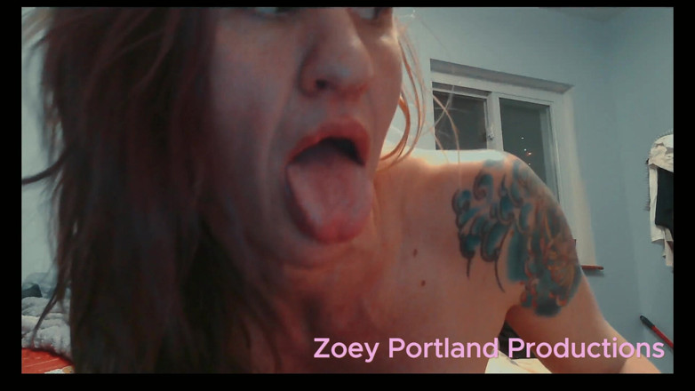Zoey Portland: Zoey Portland Pornstar Plays with Pussy 2026