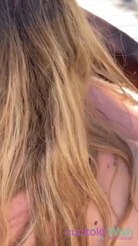 Hậu môn nữ hoàng thiên thần emily hardcore hậu môn tại hồ bơi