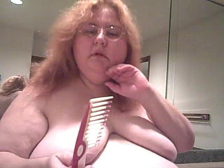 BBW nurse Vicki adventures with friends: Milf bbw roodharige pijpt droog haar naakt