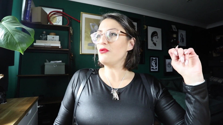 Countess diamond: Komşunun dominatrix'i