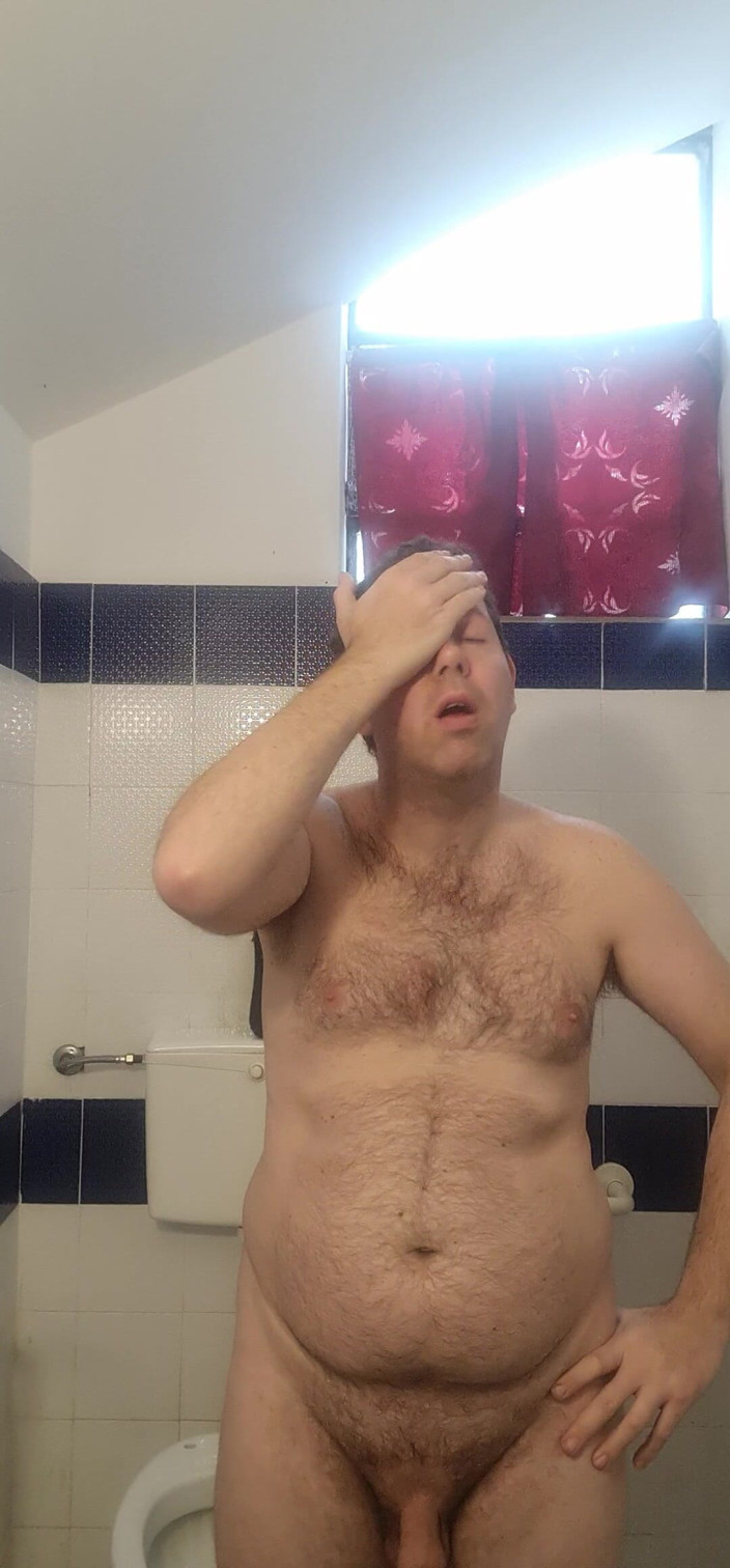 Mirko2589: saarvajnik baathroom men sabhi nagn