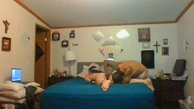 Satin Lady: Wanita Satin Merasai Mainan Kegemaran Barunya