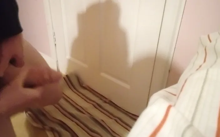 Lucas Zoemoe: Door Gets a Plastering!