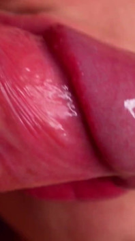 Blowjob close up - lidah, mulut dan bibir untuk kontolmu