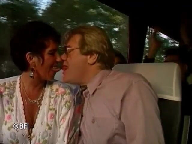 Nasty matures and dirty grannies club: Xkiss - oma bompa bomma part1