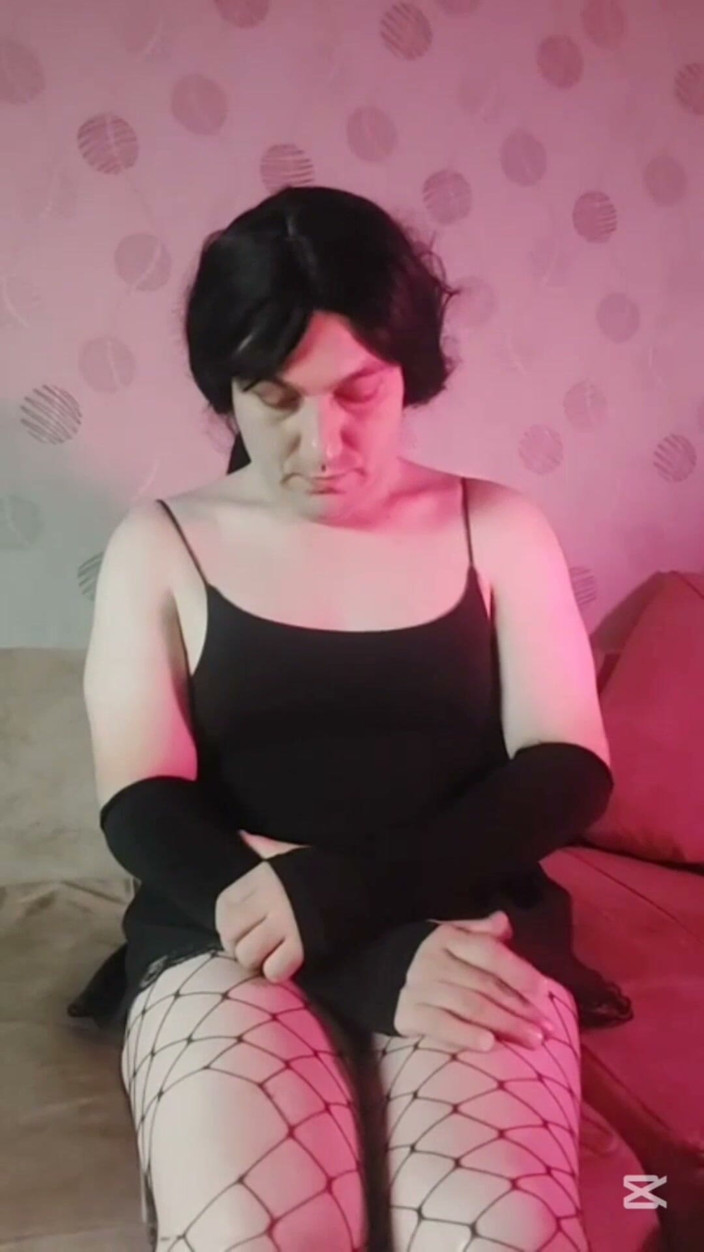 Kitty_Cross: Big Fishnets with Big Butt Crossdresser