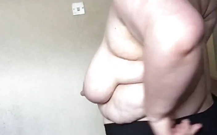Real homemade BBW BBC porn: Bbwbootyful getting dressed fan request