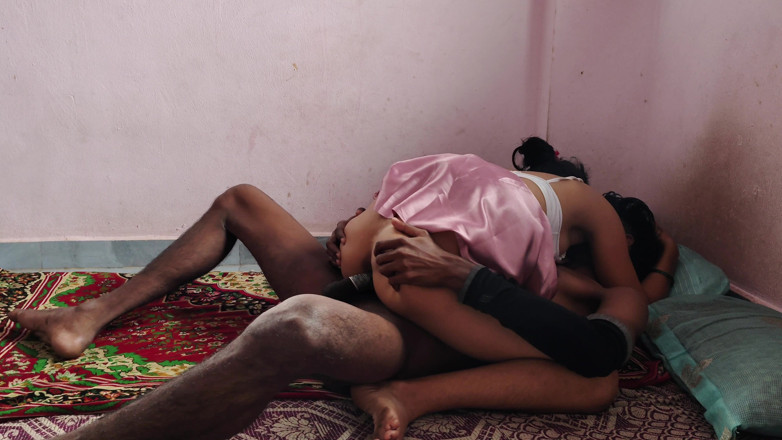 Viralcouple76: Desi Stepmom Fucking with Stepson