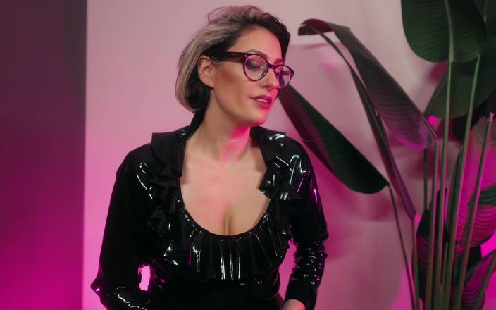 Countess diamond: Запереть и натренировать твою задницу