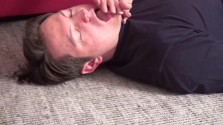Foot Girls: Foot worship 151 drilling toes
