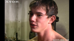 AYOR studios: 工人下工具享受自己的工具的每一寸！