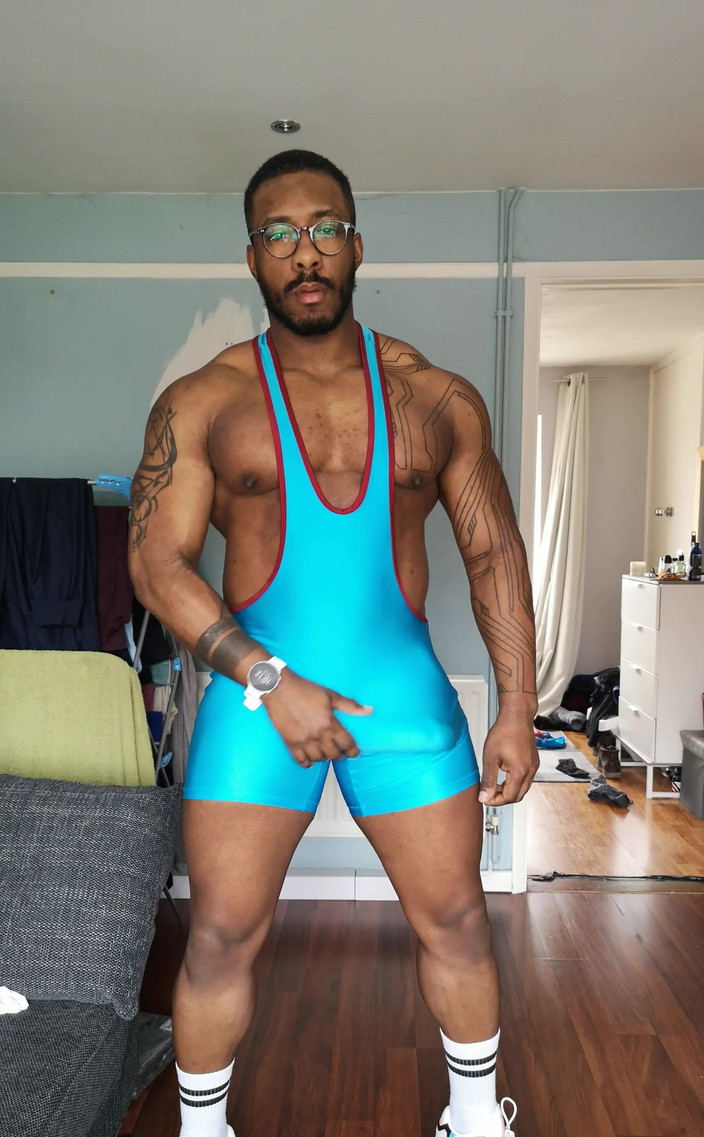 Amadeus: Lebih banyak dari kontol bug minggu ini karena aku akan...