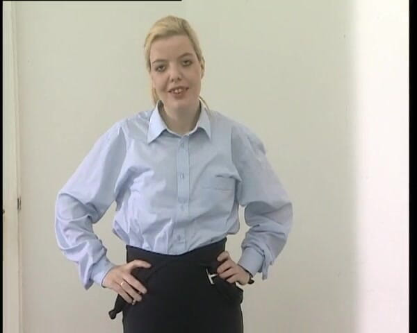 YOUR FIRST PORN: Daniela, ma chatte n’a jamais été rasée