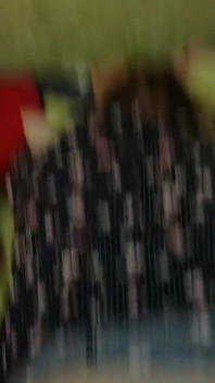 Její velký zadek na mě skočil jako blázen