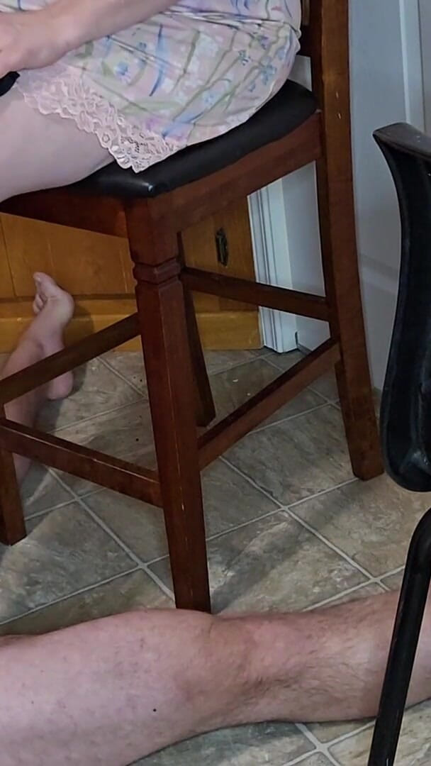 Ginger's Footjob Slut! (Ginger feet)