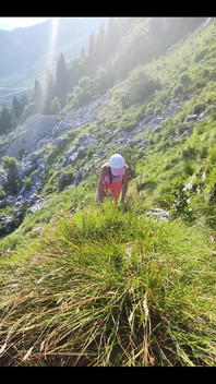 Menikmati gunung dengan pemandangan yang indah!!