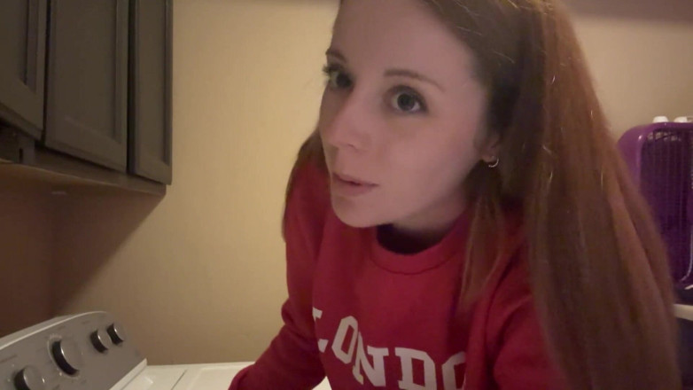 Nadia Foxx: Humping the Fuck Out of My Air Bnbs Dryer Until...