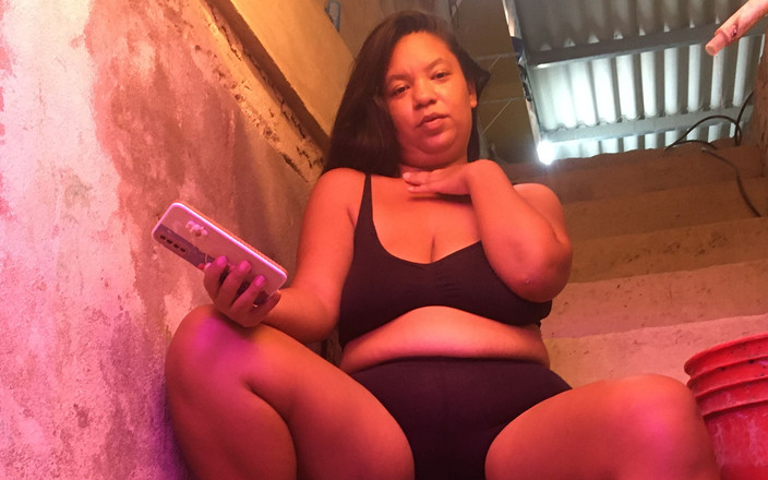 Samantha Peligro: Можешь закончить соблазнять меня?