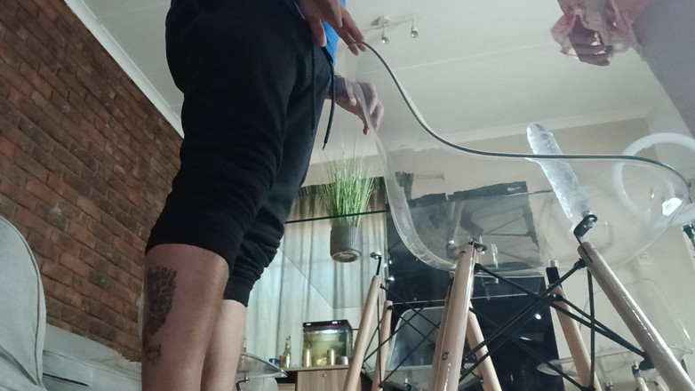 Mysticbabe8: Lite kul jävla dildo medan min vän tittar på mig