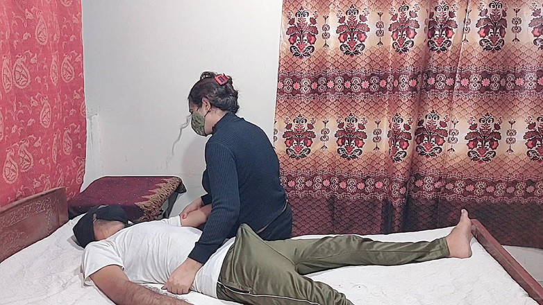 Pakistani CoupleX: India caliente follada duro mientras se preparaba para la oficina