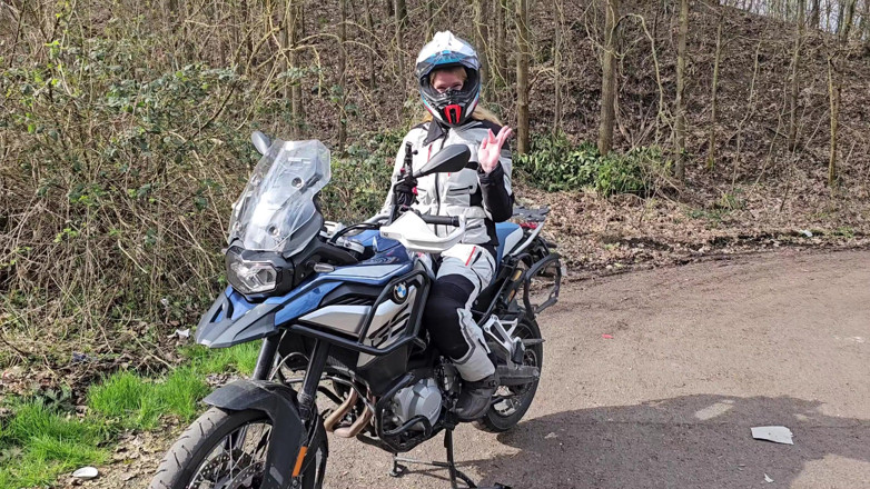 Bikergirl_97: 내 바이크에 대한 첫 번째 비디오