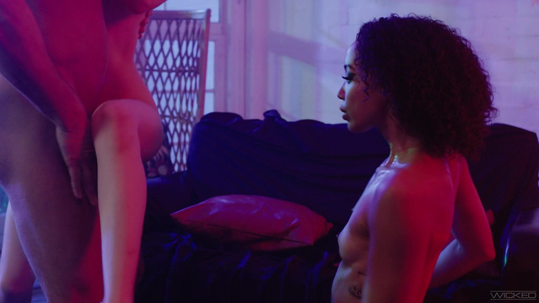 Wicked Pictures: Perversi putem să-i construim scena 2