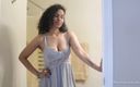 Horny Lily: Matură sexy indiană cu instrucțiuni de masturbare în hindi