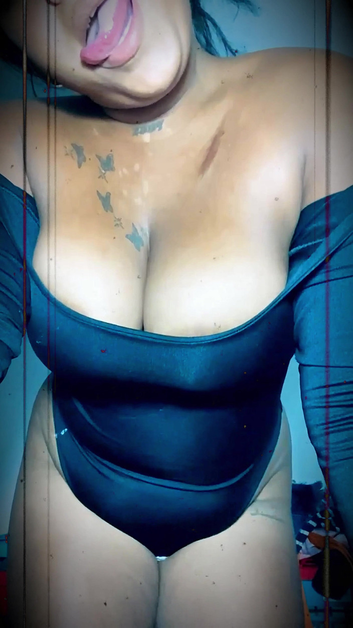 PABLO N3GROBAR: Lil latina zeitlos erotische titten