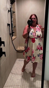 KittyandTheShower.mp4