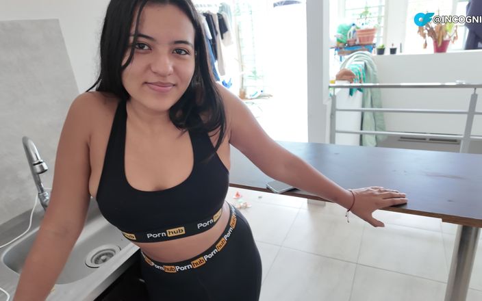 Solo_incognita: Parte 1 - Minha amiga fitness devora meu pau