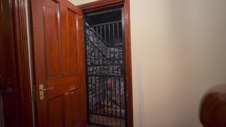 Aaexperiencesltd: Fången