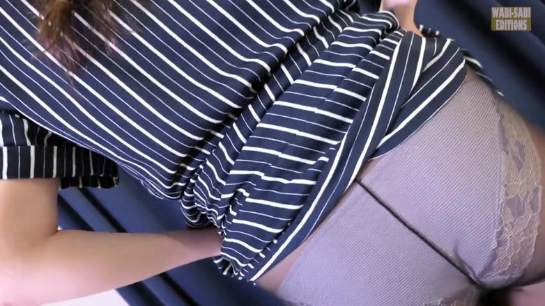 Wabi-Sabi Editions: Onun sırası. Chinatsu, özgürlüğü zevkle bulan h-cup evli kadın. Bölüm 1