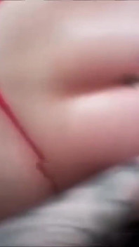 Llamé a esta rubia caliente para sentarse en mi polla y comer mi semen
