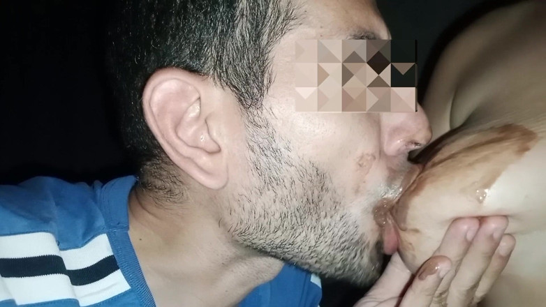 Kriztalyaram: Mio marito succhia i miei grandi seni naturali pieni di...