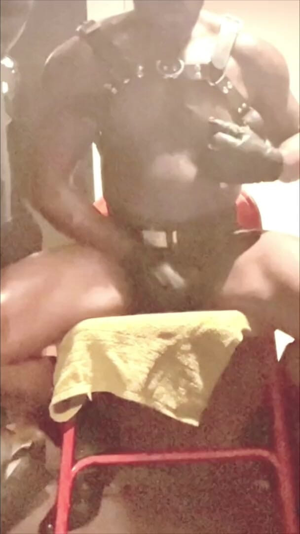 Brodyjayrichardson: Il bodybuilder consegna un massaggio prostatico per un orgasmo con...