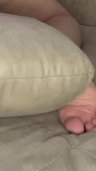 Girl Cums From Masturbation with a Vibrator